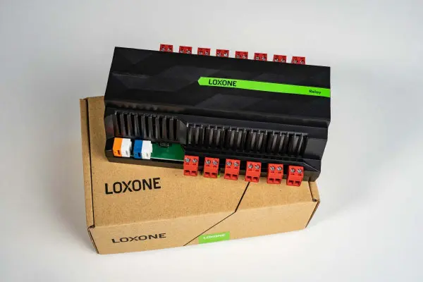 ph-shop-10038-relay-extension-04_2x.webp